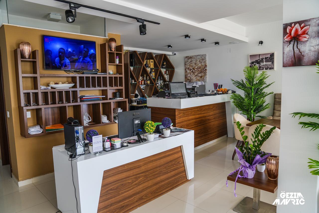 Hotel Mediterraneo Liman Free Private Beach For Hotel Guest Ulcinj Exterior photo