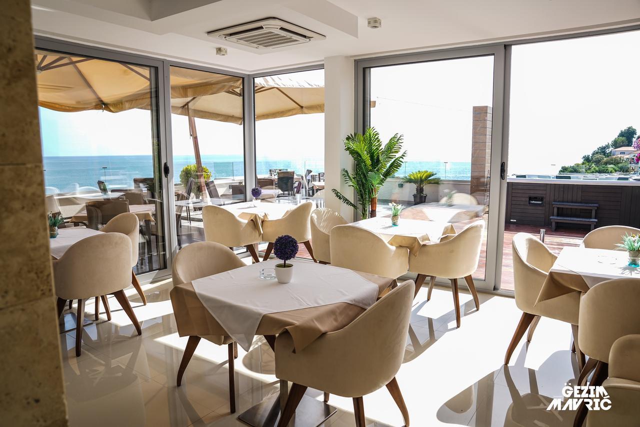 Hotel Mediterraneo Liman Free Private Beach For Hotel Guest Ulcinj Exterior photo